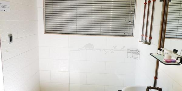 Chameleon Bush Lodge Hammanskraal Bagian luar foto